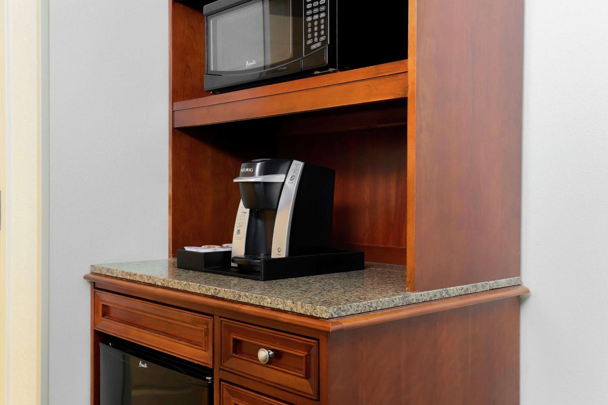 Hilton Garden Inn Chicago/Midway Airport Bedford Park Exteriör bild
