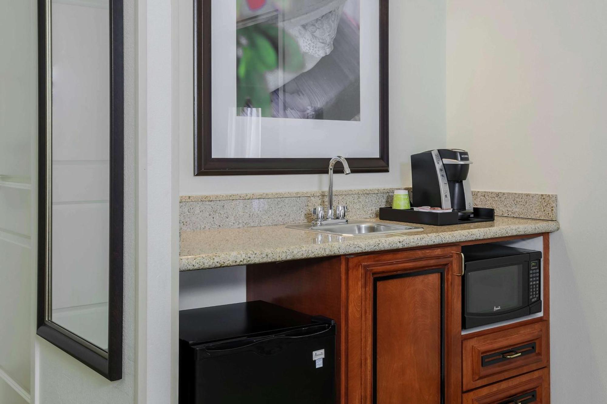 Hilton Garden Inn Chicago/Midway Airport Bedford Park Exteriör bild