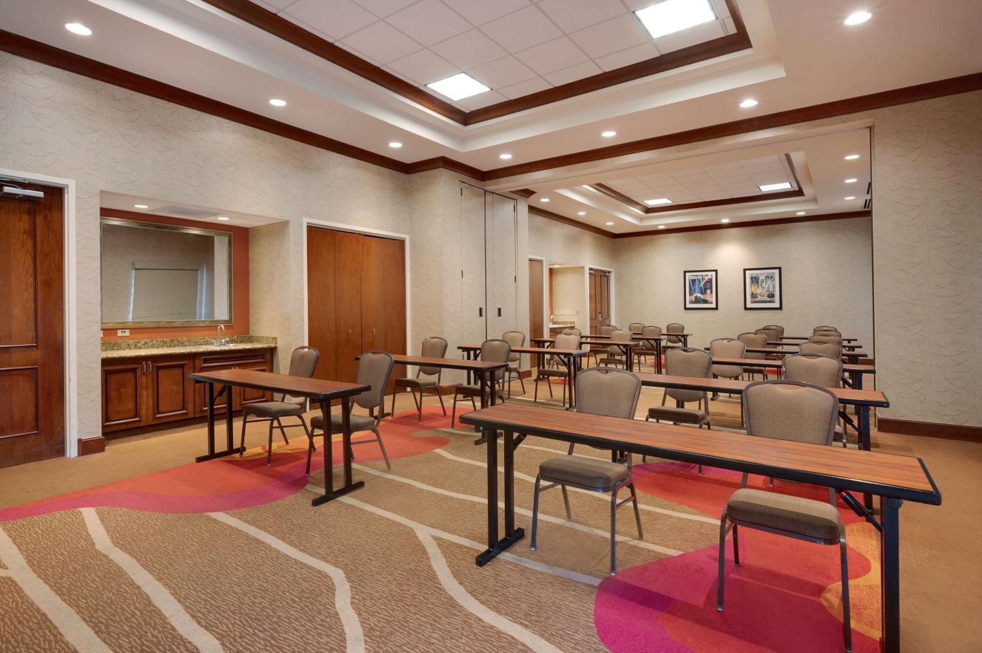 Hilton Garden Inn Chicago/Midway Airport Bedford Park Exteriör bild