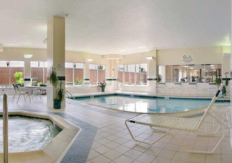Hilton Garden Inn Chicago/Midway Airport Bedford Park Exteriör bild